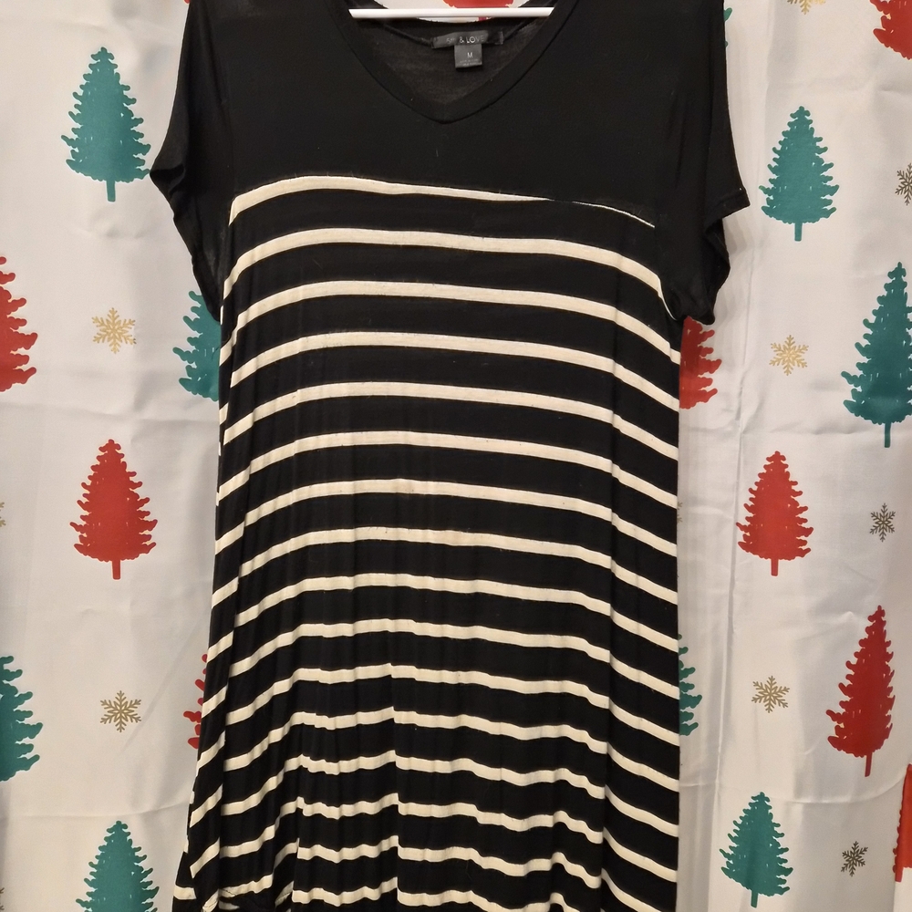 🙊 5/$30 5th & Love Black and Cream Striped Mini Dress